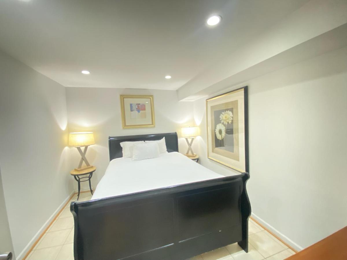 Comfy Basement Home 2 Bdrm1Den 3Queen Beds Вашингтон Екстер'єр фото